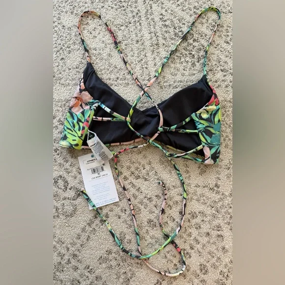 NWT O’Neill Bella Huntington Bikini Top - Picture 3 of 10